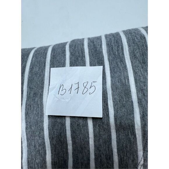 a.n.a. Women's V Neck Short Sleeve T Shirt Gray White Stripe Size 1X Cotton - Picture 12 of 12